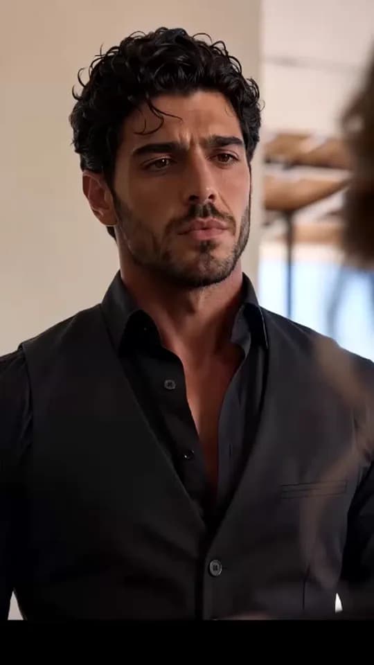 Parte 18 de Não Devia Desejar O Pai Dela
