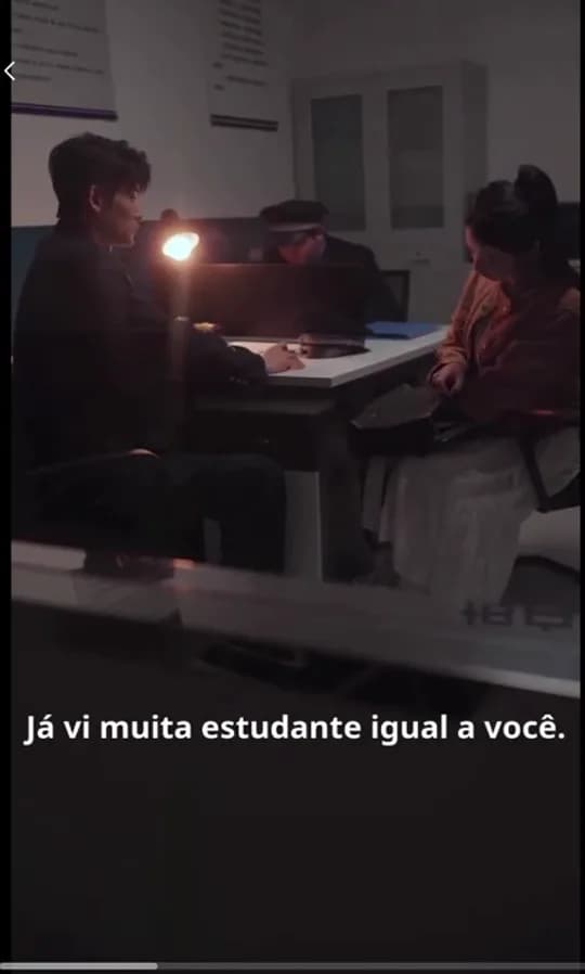 Parte 12 de Uma Garota do Ensino Médio Derrubou a Máfia?